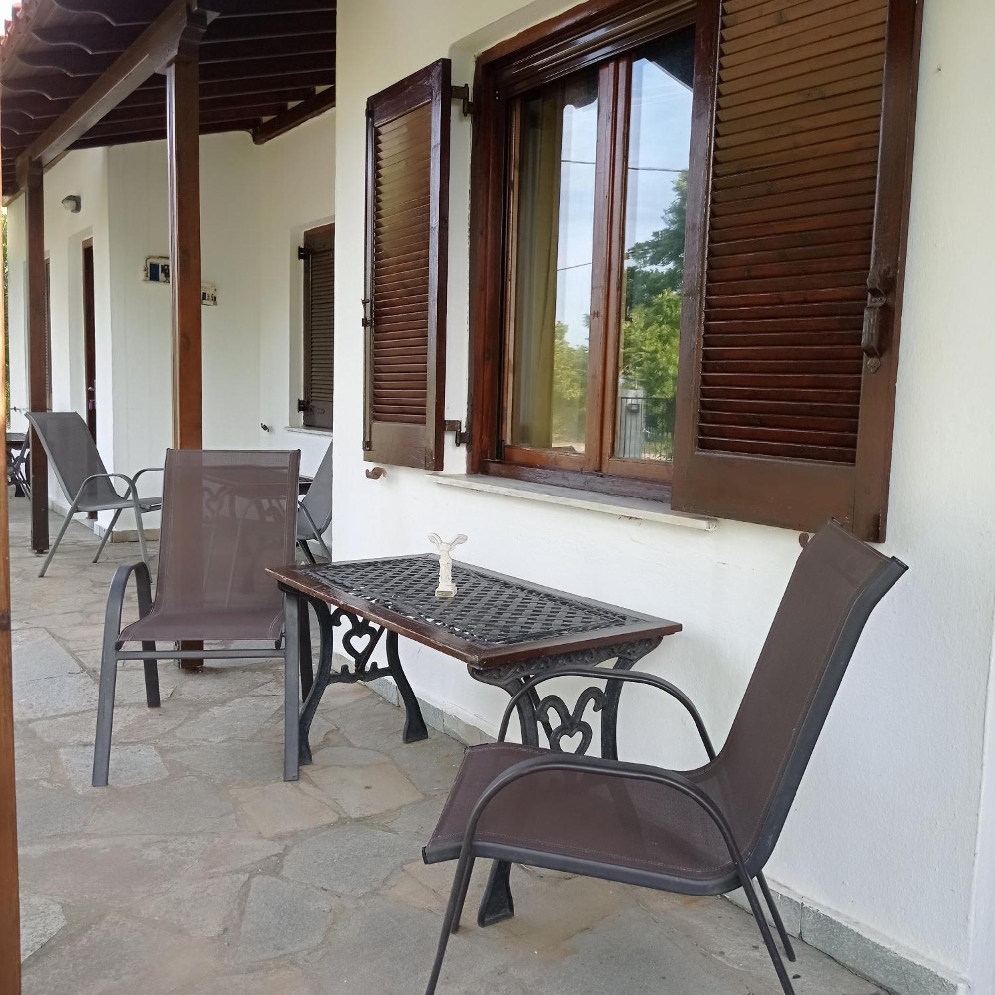 Asprovalta Rooms Kariotes Bagian luar foto